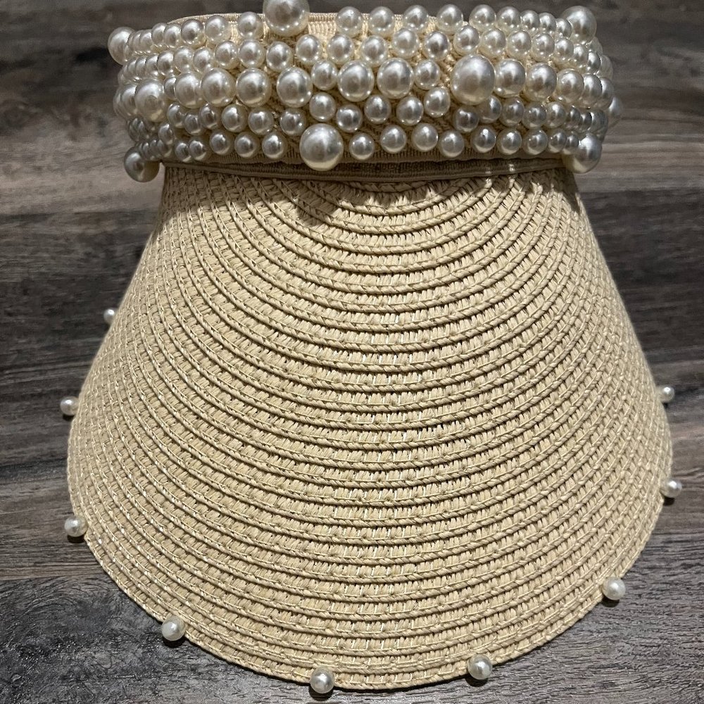 Show Me Your MuMu Pearl Visor